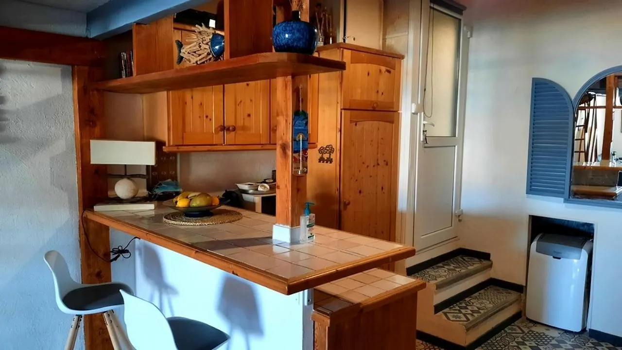 Menton, Centre Historique, Vue Mer Apartment