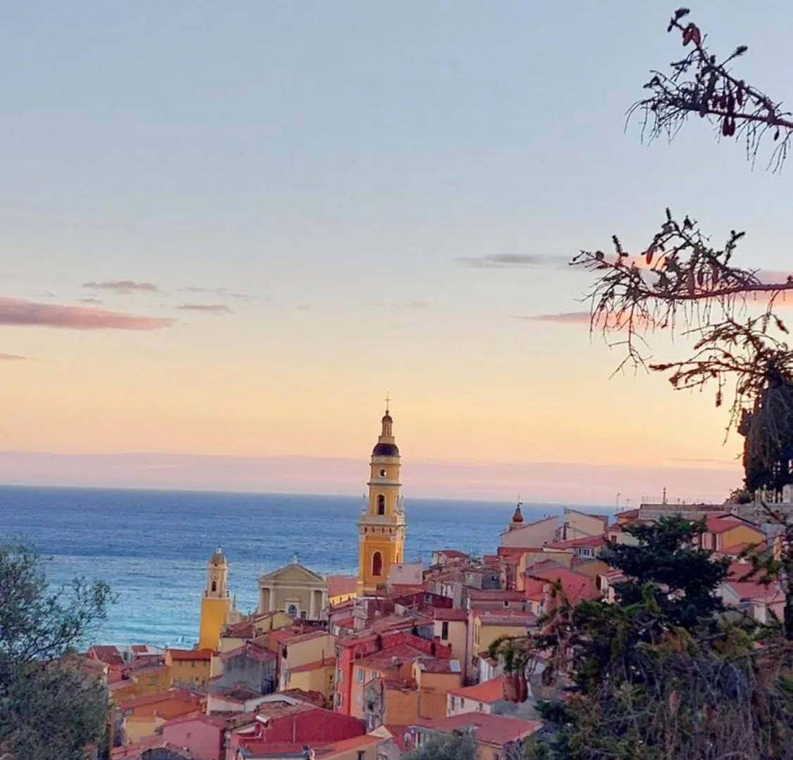 Menton, Centre Historique, Vue Mer Menton